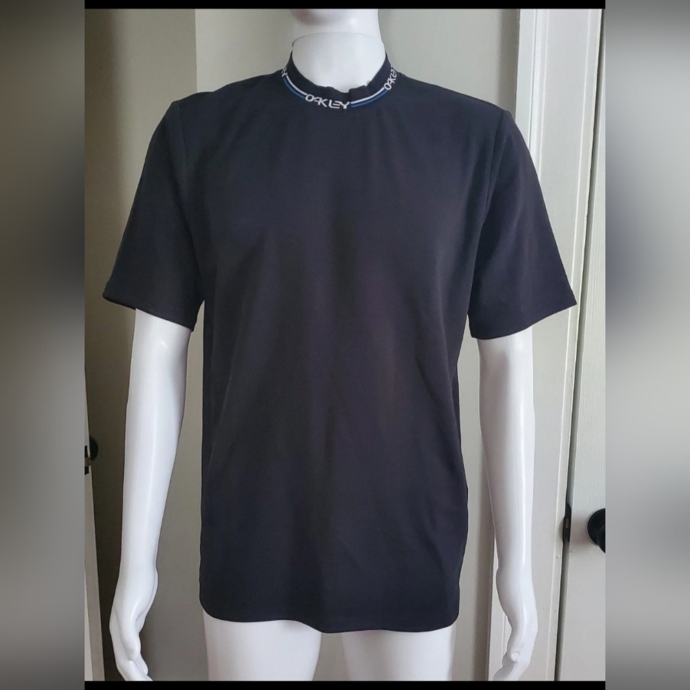 Oakley Men's XL Black Short Sleeve Tee